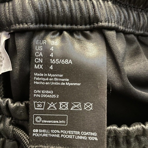 H&M Divided Pants Women Size 4 Black Vegan Faux Leather Jogger Pockets Drawstr… - Picture 6 of 8